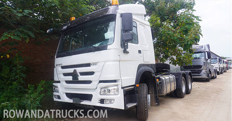 Howo 6x4 430 Truck Tractor for Sale in Rwanda