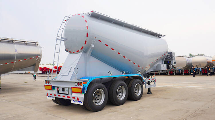 Tri Axle Cement Bulker Truck for Sale Price in Kigali Rwanda