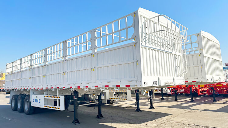 CIMC 3 Axle Fence Cargo Trailer for Sale in Rwanda