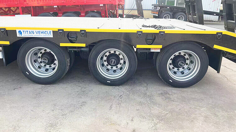 3 Axle Semi Low Bed Trailer for Sale in Rwanda
