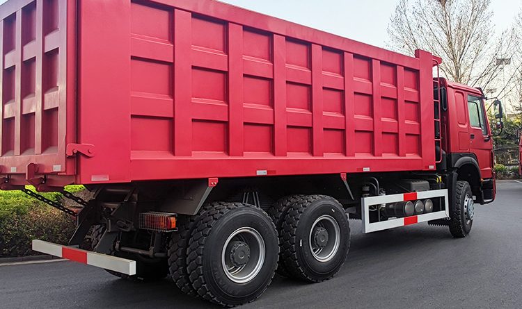Sinotruk Howo 6x4 Tipper Truck for Sale in Rwanda